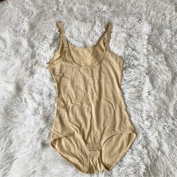 MISS MOLY Bodysuit Body Shaper Seamless Fajas Compression Garment Full Shapewear - Picture 5 of 16